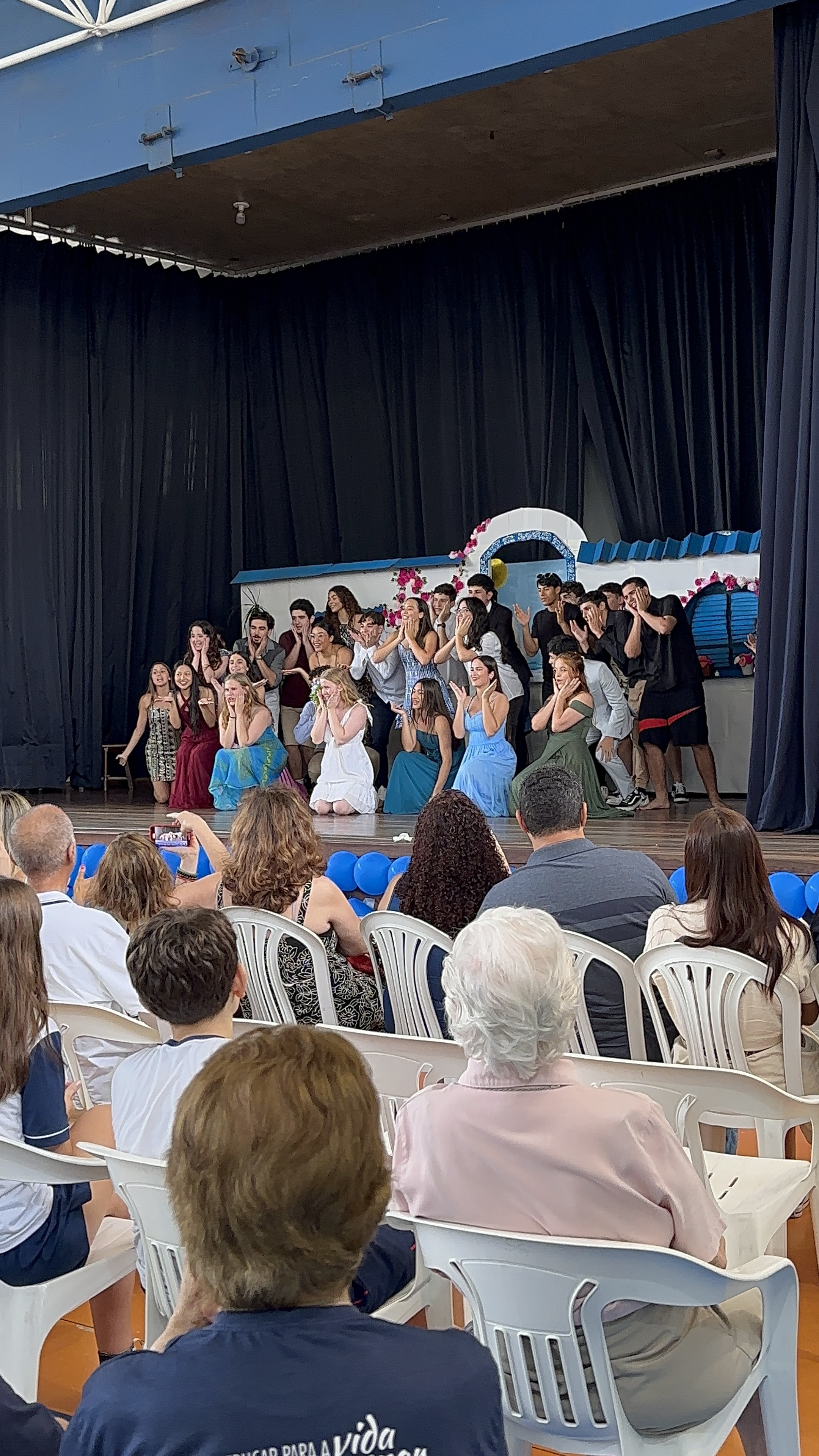 3 Srie Espetculo de Encerramento: Mamma Mia! Colgio Passionista Santa Maria