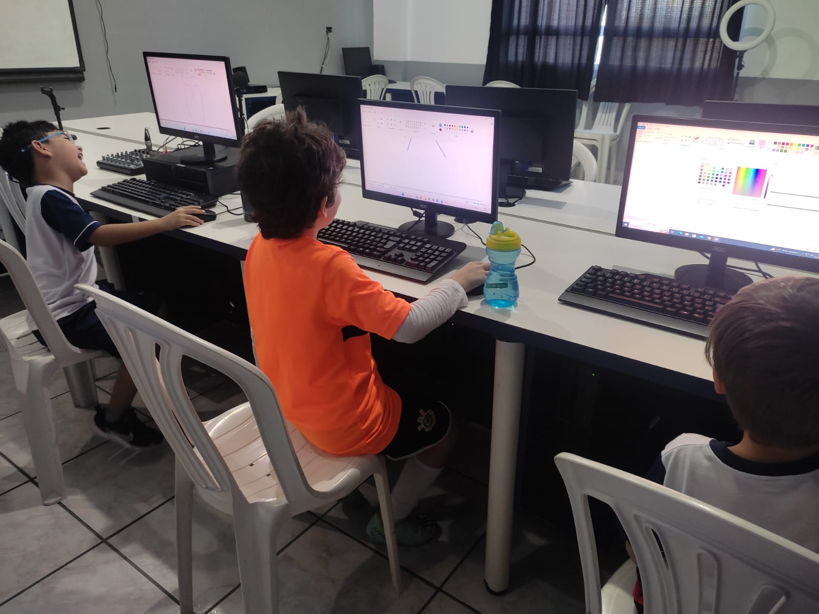 Laboratrio de informtica - Infantil II Colgio Passionista Santa Maria