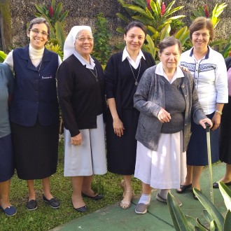 Visita da Irm Clia Aparecida Bah - Colgio Passionista Santa Maria