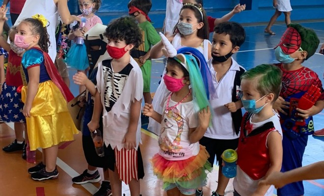 2022 , Maro  - Carnaval na Escola 