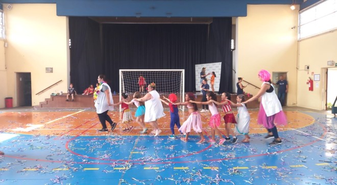 Carnaval alunos da Educao Infantil e Ensino Fundamental I - Colgio Passionista Santa Maria